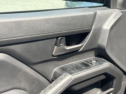 New 2025 Toyota Tacoma TRD Off-Road image 10