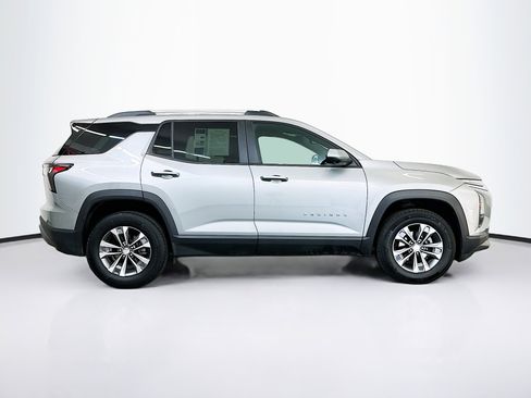 Used 2025 Chevrolet Equinox LT w/ Convenience Package II image 10