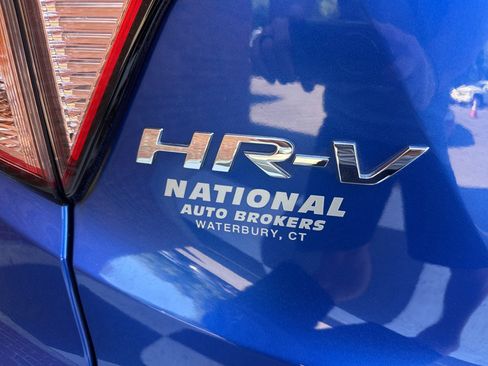 Used 2018 Honda HR-V EX image 38