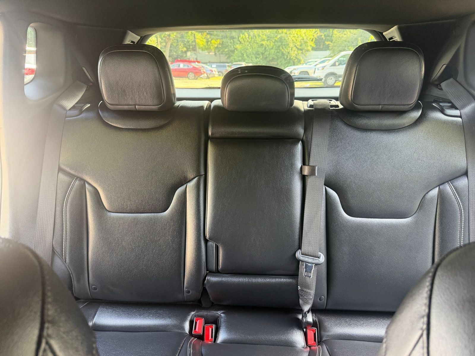 Used 2025 Jeep Compass Limited AWD/4WD image 37