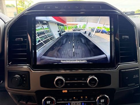 Used 2022 Ford F350 Lariat w/ Lariat Ultimate Package AWD/4WD image 29