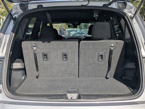 Used 2022 Honda Pilot Sport image 13