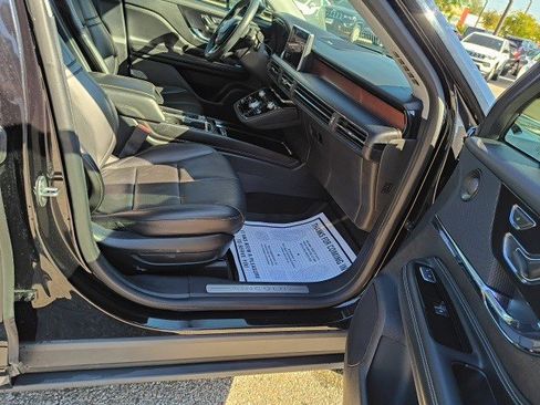 Used 2021 Lincoln Corsair Reserve image 19