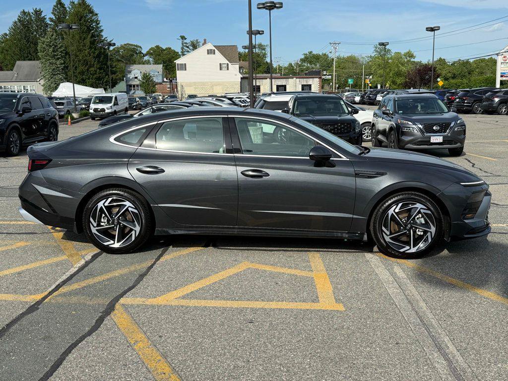 New 2026 Hyundai Sonata SEL FWD image 6