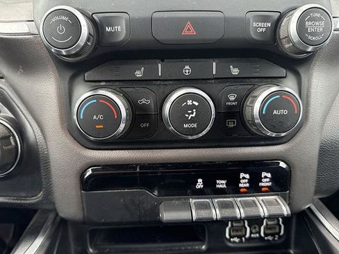 Used 2020 RAM 1500 Big Horn AWD/4WD image 45