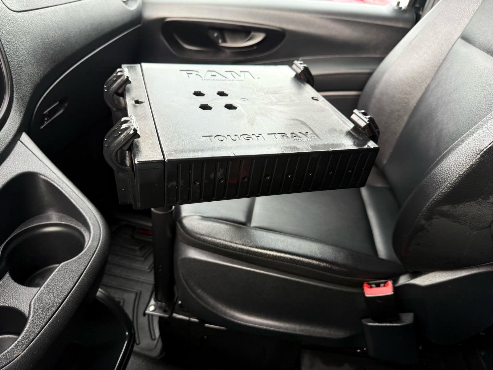 Used 2018 Mercedes-Benz Metris image 24