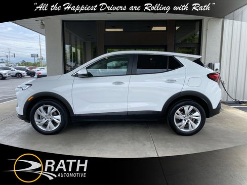 Used 2025 Buick Encore GX Preferred FWD image 9