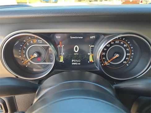 Used 2021 Jeep Gladiator Sport image 27