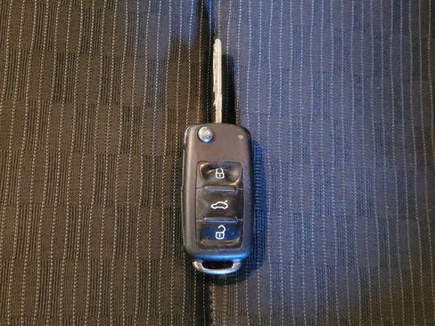 Used 2017 Volkswagen Tiguan Limited w/ Premium Package image 32