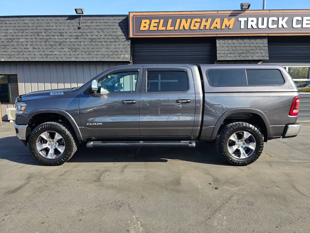 Used 2019 RAM 1500 Laramie AWD/4WD image 2
