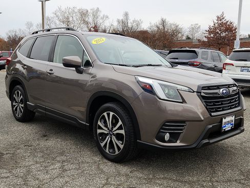 Used 2022 Subaru Forester Limited image 3