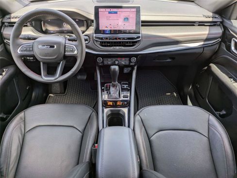 Certified 2025 Jeep Compass Trailhawk w/ Trailhawk Elite Group AWD/4WD image 18