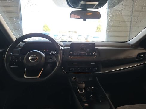 Used 2021 Nissan Rogue S image 16