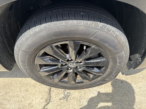 Used 2025 MAZDA CX-50 AWD 2.5 S w/ Preferred Package image 8