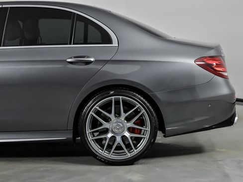Used 2019 Mercedes-Benz E 63 AMG S w/ Driver Assistance Package image 9