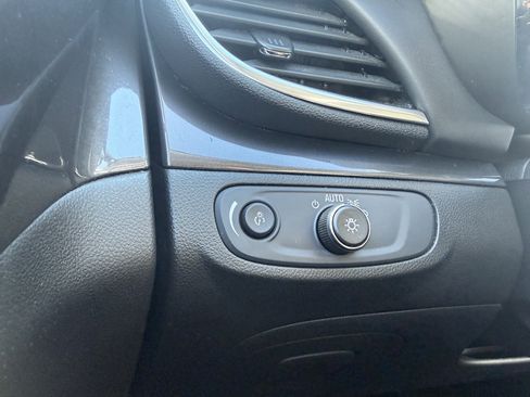 Used 2022 Buick Encore Preferred w/ Safety Package image 26