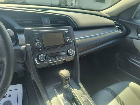 Used 2019 Honda Civic LX image 17