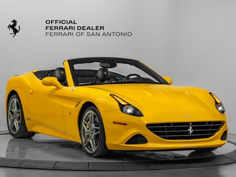 Certified 2017 Ferrari California T image 1