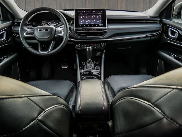 Used 2022 Jeep Compass Trailhawk AWD/4WD image 30