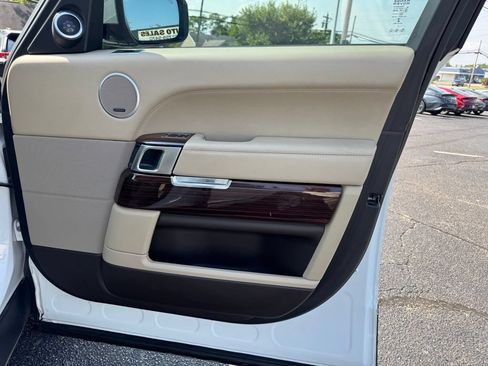 Used 2015 Land Rover Range Rover Supercharged AWD/4WD image 33