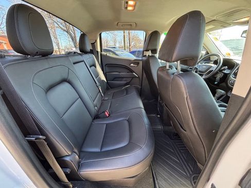 Used 2015 Chevrolet Colorado LT w/ Luxury Package image 18