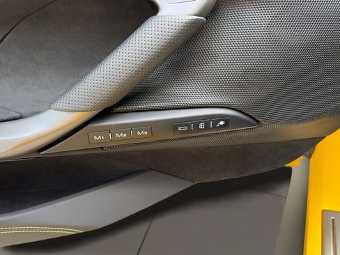 Used 2022 Ferrari 296 GTB RWD image 10