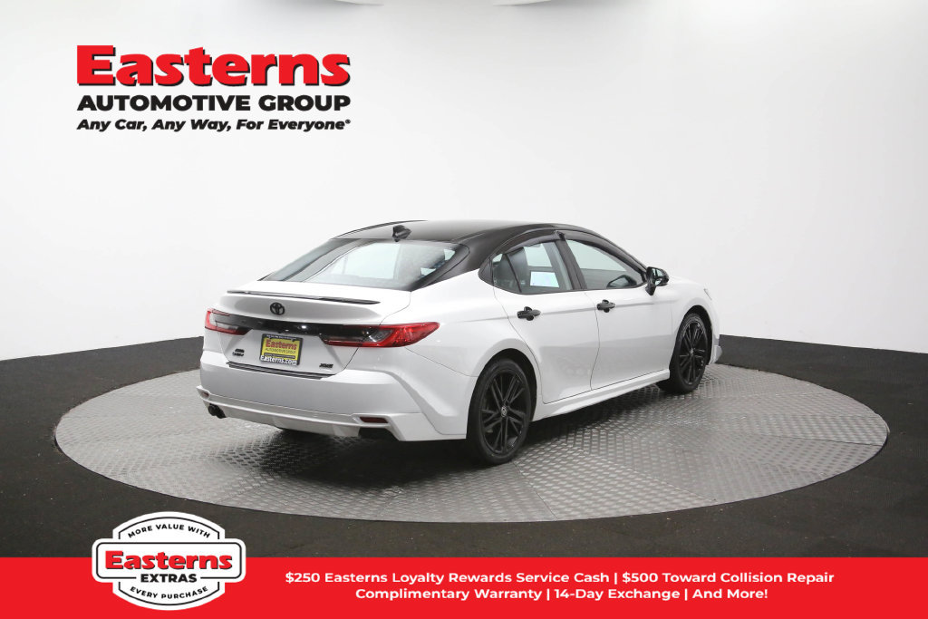 Used 2025 Toyota Camry XSE AWD/4WD image 37