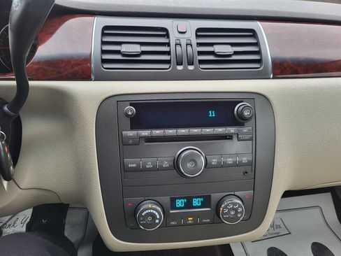 Used 2008 Buick Lucerne CXL w/ Ultra Confidence Package image 17