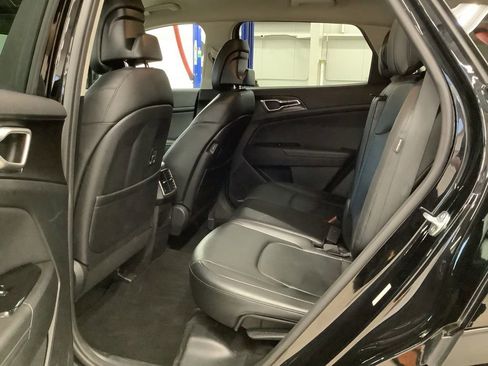 Certified 2024 Kia Sportage EX AWD/4WD image 13