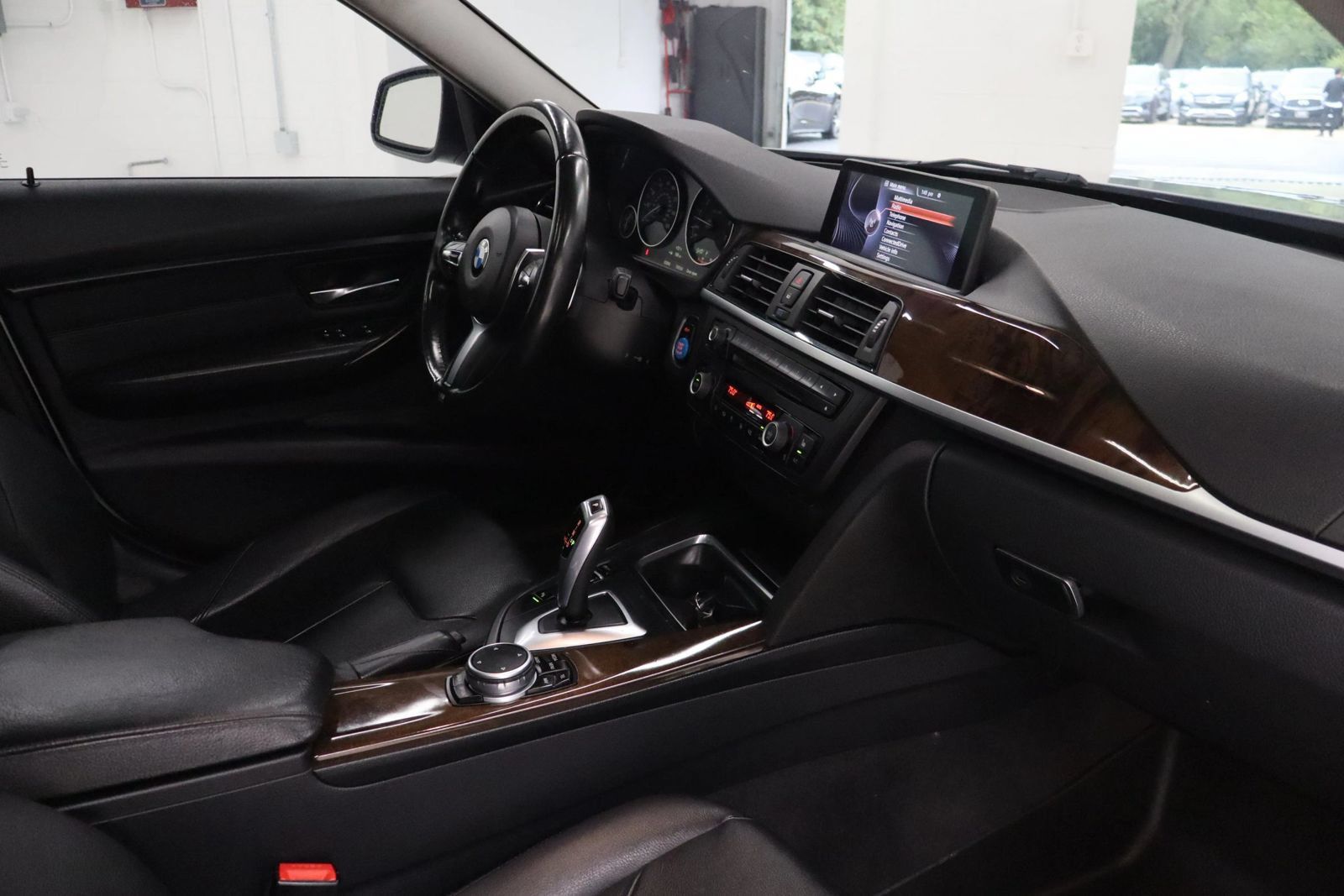 Used 2015 BMW 335i xDrive Sedan AWD/4WD image 23