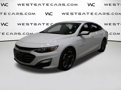 Used 2023 Chevrolet Malibu LT image 1