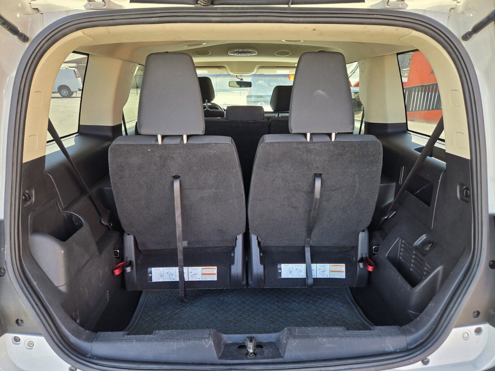 Used 2014 Ford Flex SE FWD image 11