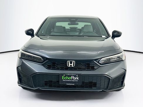 Used 2025 Honda Civic Sport image 2