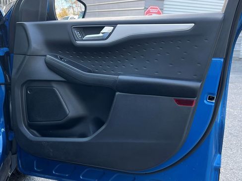 Used 2020 Ford Escape SEL image 12