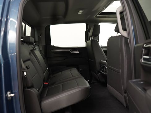 Used 2024 Chevrolet Silverado 1500 LTZ w/ LTZ Premium Package AWD/4WD image 12