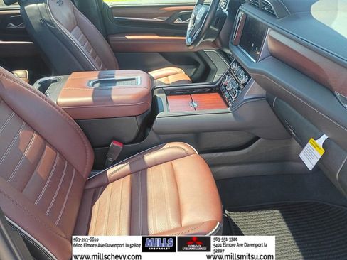 Used 2023 GMC Yukon Denali Ultimate image 14
