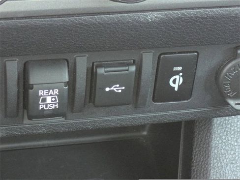 Used 2023 Toyota Tacoma SR5 image 27