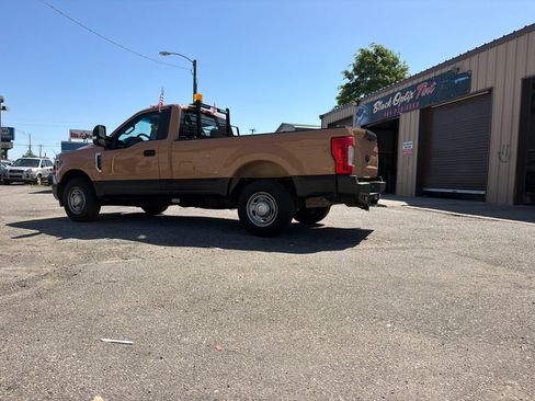Used 2018 Ford F250 XL w/ Power Equipment Group RWD image 10