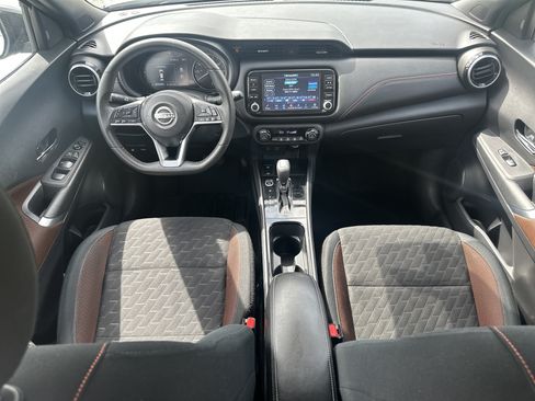 Used 2024 Nissan Kicks SR FWD image 22