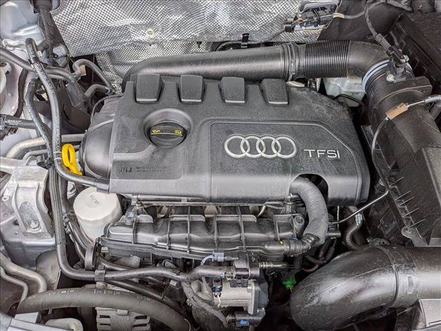 Used 2018 Audi Q3 2.0T Premium Plus w/ Premium Plus Package FWD image 22