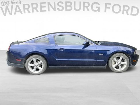 Used 2012 Ford Mustang GT Premium w/ Security Pkg RWD image 9