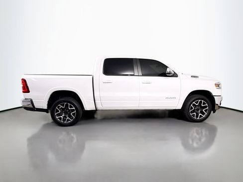 Used 2025 RAM 1500 Laramie AWD/4WD image 8