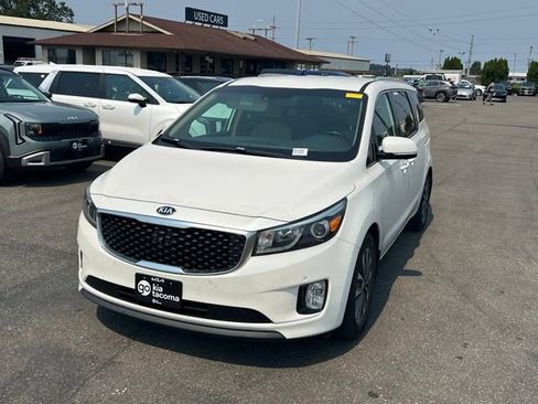 Used 2016 Kia Sedona SX FWD image 3