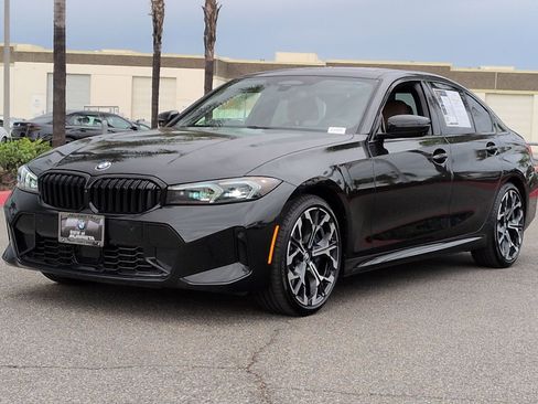 Used 2025 BMW 330i Sedan w/ M Sport Package image 5