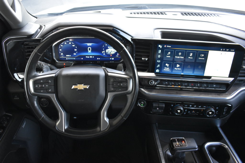 Used 2024 Chevrolet Silverado 1500 LTZ AWD/4WD image 3