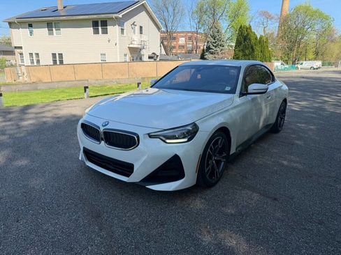 Used 2022 BMW 230i Coupe w/ M Sport Package image 17