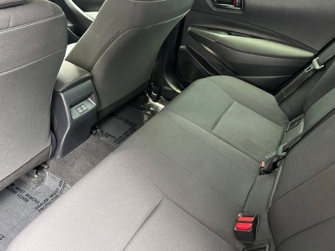 Used 2025 Toyota Corolla LE w/ LE Premium Package FWD image 16