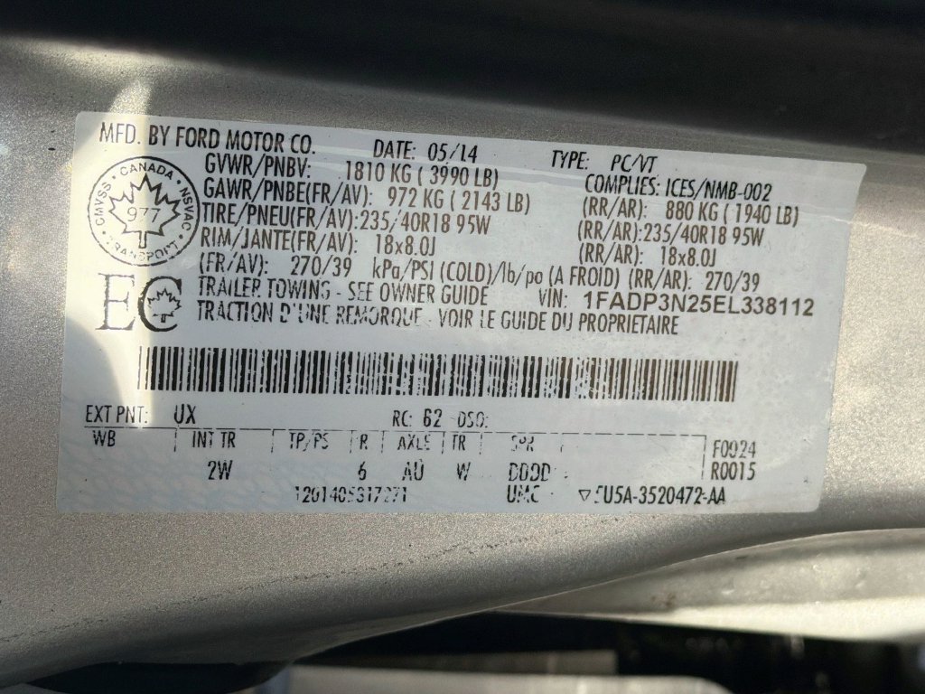 Used 2014 Ford Focus Titanium w/ Luxury Package FWD image 33