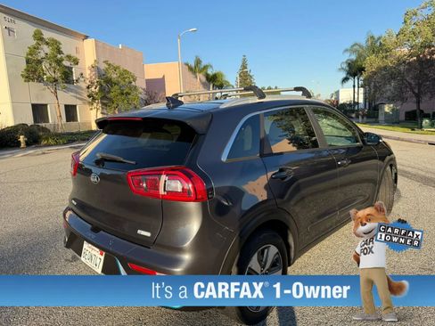Used 2018 Kia Niro EX image 5