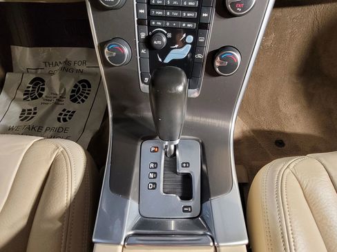 Used 2012 Volvo S60 T5 w/ Multimedia Pkg image 32